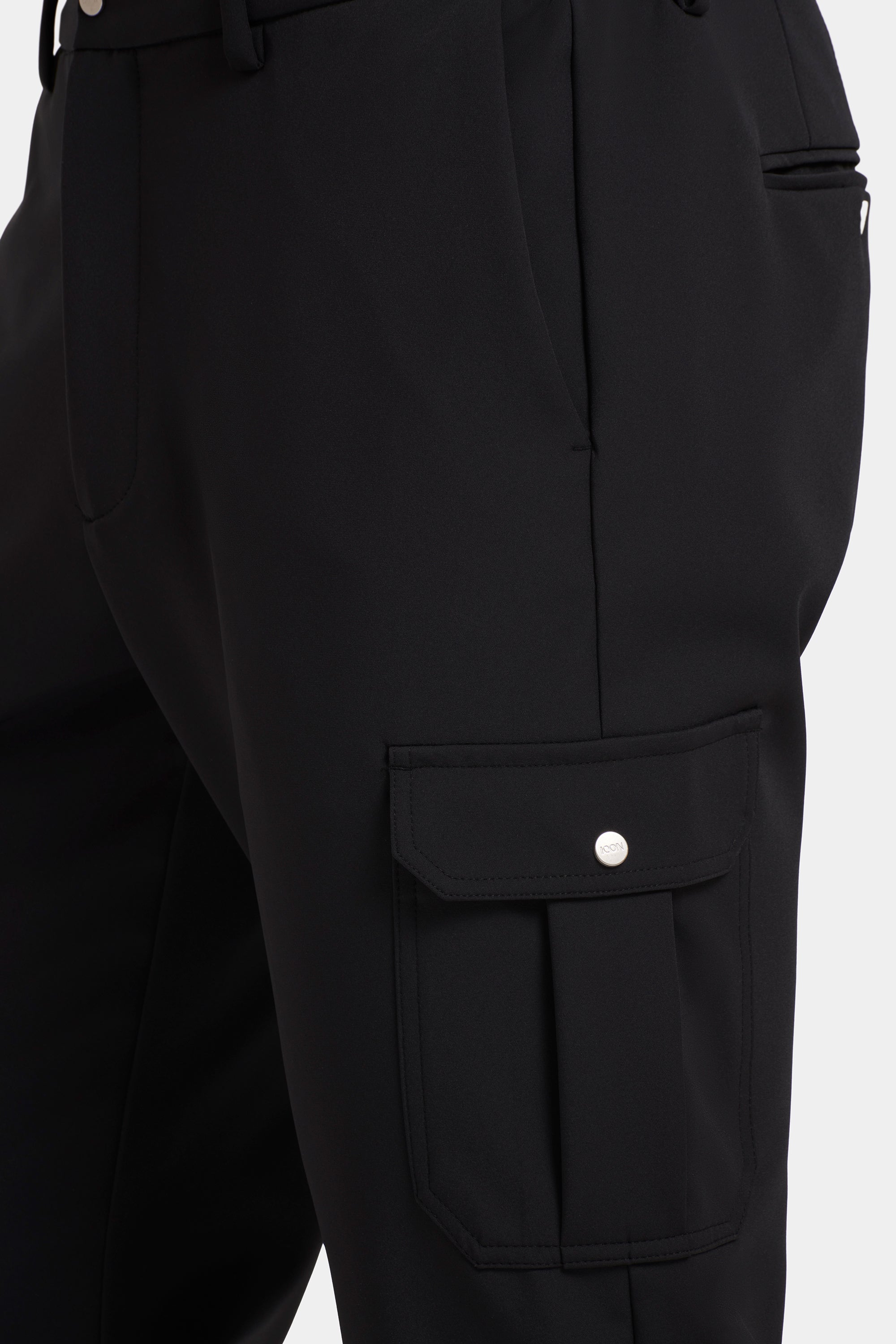Tech Slim Cargo