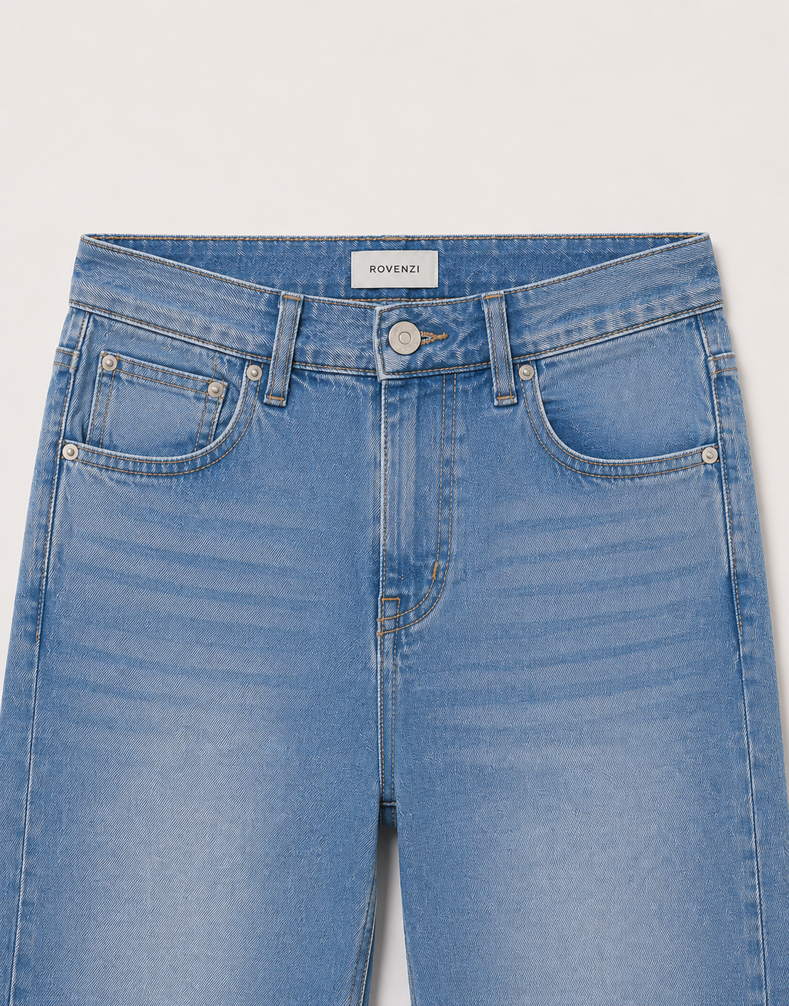 Straight Jeans