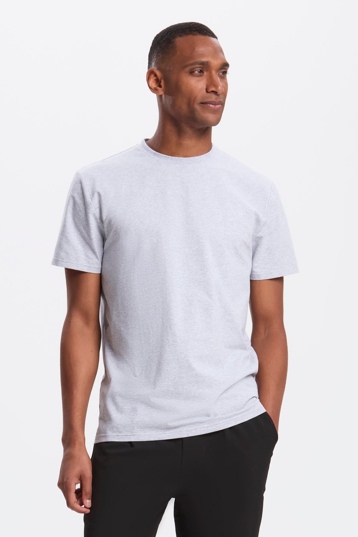 Remera essential blanca